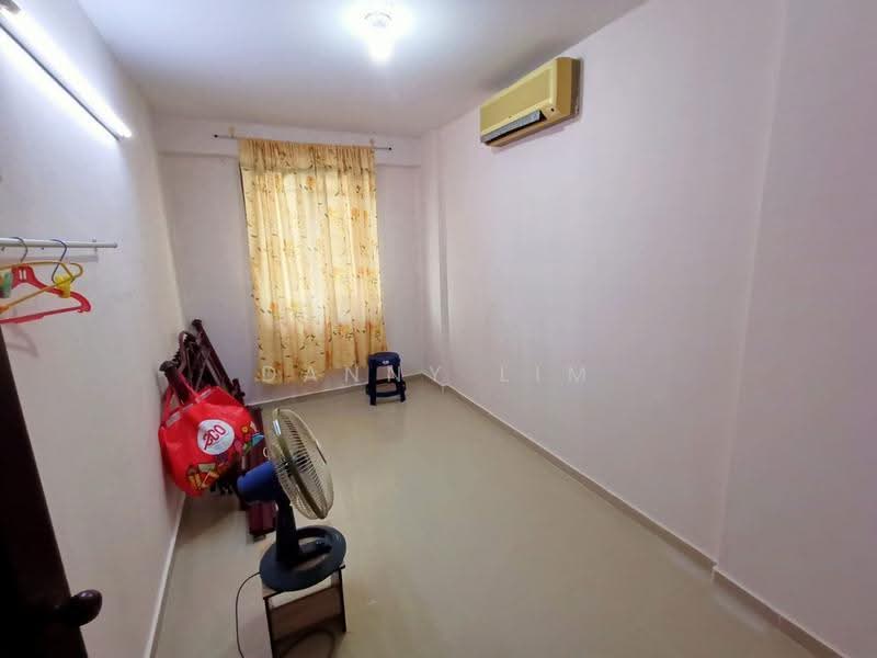 Pangsapuri untuk Disewa di Sri Saujana - Danny Lim - Bedroom - PropertyGuru.com.my