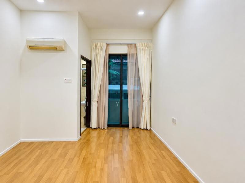 3-storey Terraced House for Sale in Tanjung Bungah (Penang) - Billy Teh - Living Room - PropertyGuru.com.my
