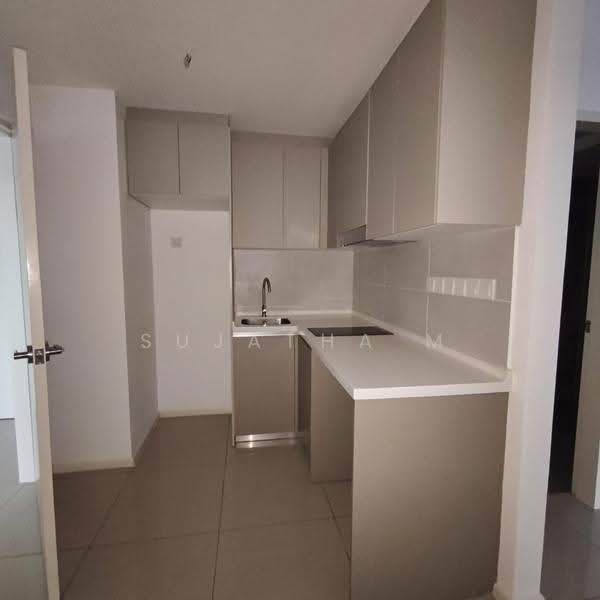 Kediaman Servis untuk Dijual di Residensi Estetik 8 (Est8) - Sujatha M - Kitchen - PropertyGuru.com.my