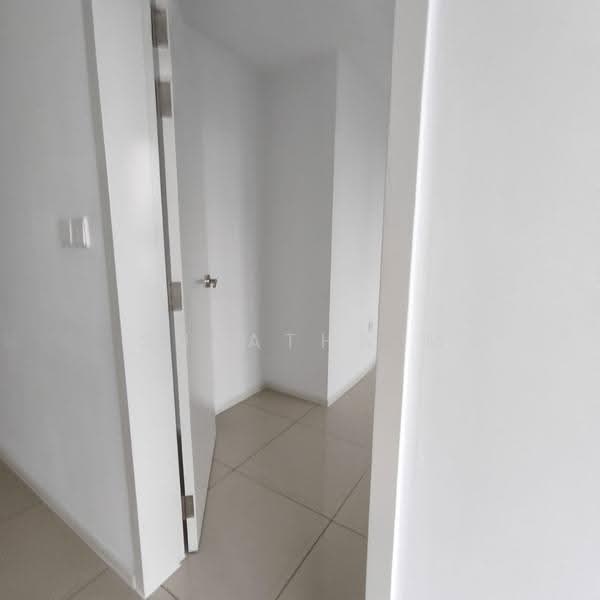 Kediaman Servis untuk Dijual di Residensi Estetik 8 (Est8) - Sujatha M - Interior - PropertyGuru.com.my