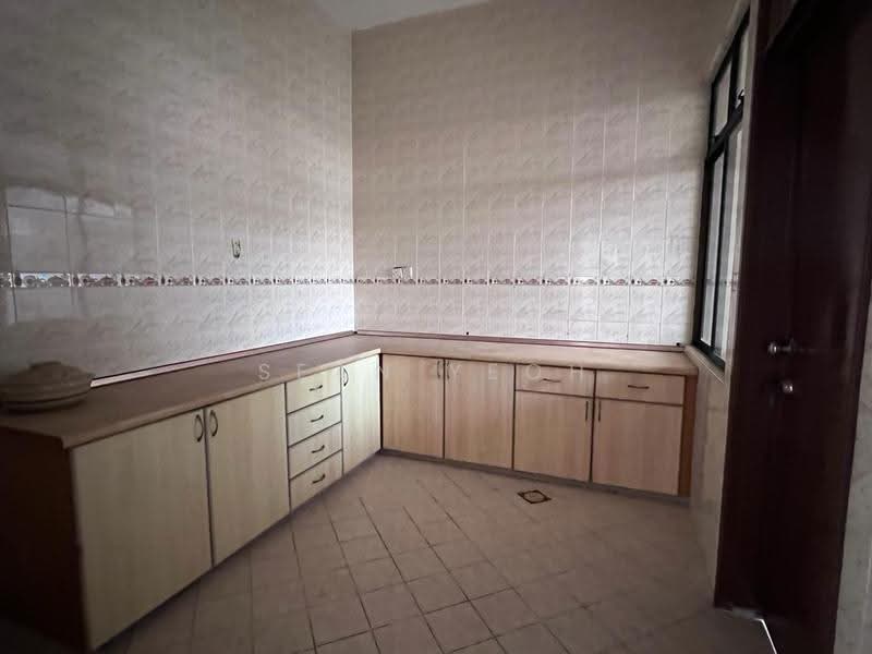Semi-Detached House for Sale in Taman Sutera (Johor Bahru) - Sean Yeoh - Kitchen - PropertyGuru.com.my