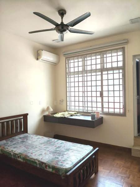 Rumah Teres 2.5-Tingkat untuk Dijual di Taman Bukit Jaya (Ulu Tiram) - Celest Tan - PropertyGuru.com.my
