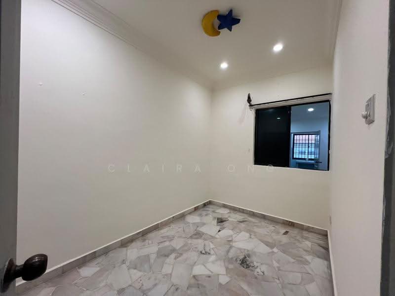 1-storey Terraced House for Rent in Taman Molek (Johor Bahru) - Claira Ong - PropertyGuru.com.my