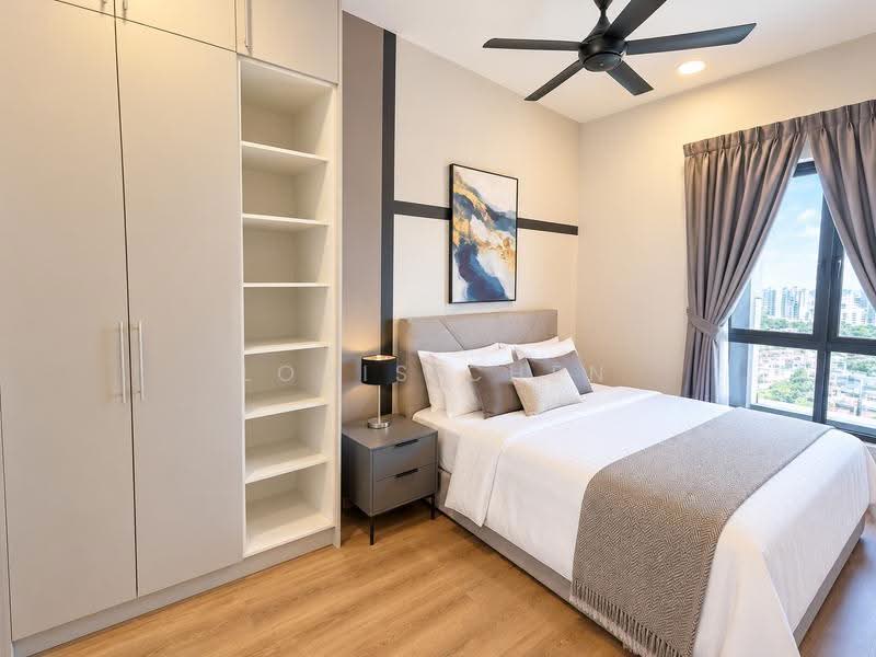 Service Residence for Sale at 8th & Stellar - Louis Chen - Bedroom - PropertyGuru.com.my