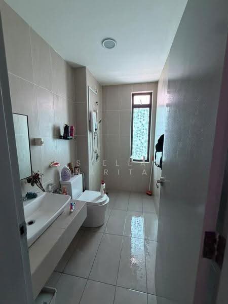 2-storey Terraced House for Rent in Iskandar Puteri (Nusajaya) (Johor) - Stella Narita - Bathroom - PropertyGuru.com.my