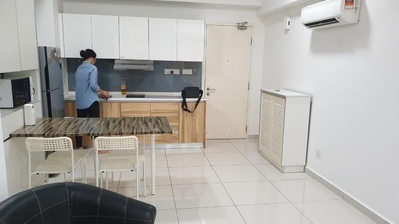Kediaman Servis untuk Disewa di Avenue D'Vogue - CS OW - Kitchen - PropertyGuru.com.my