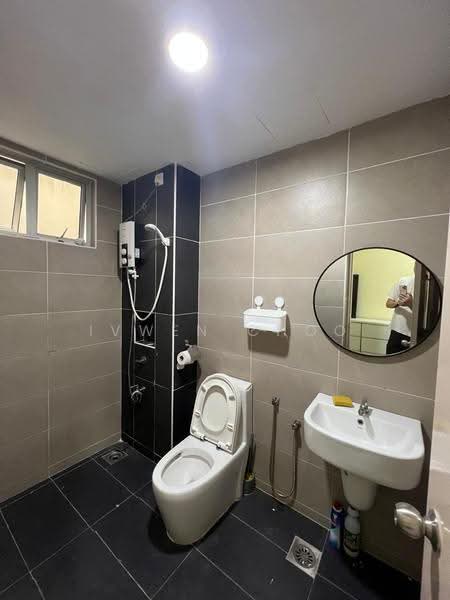 Kediaman Servis untuk Disewa di D'Putra Suites - Ivwen Choo - Bathroom - PropertyGuru.com.my
