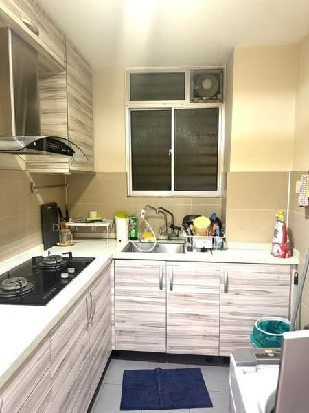 Condominium for Rent at Platinum Lake PV 16 - Darren Chan - Kitchen - PropertyGuru.com.my