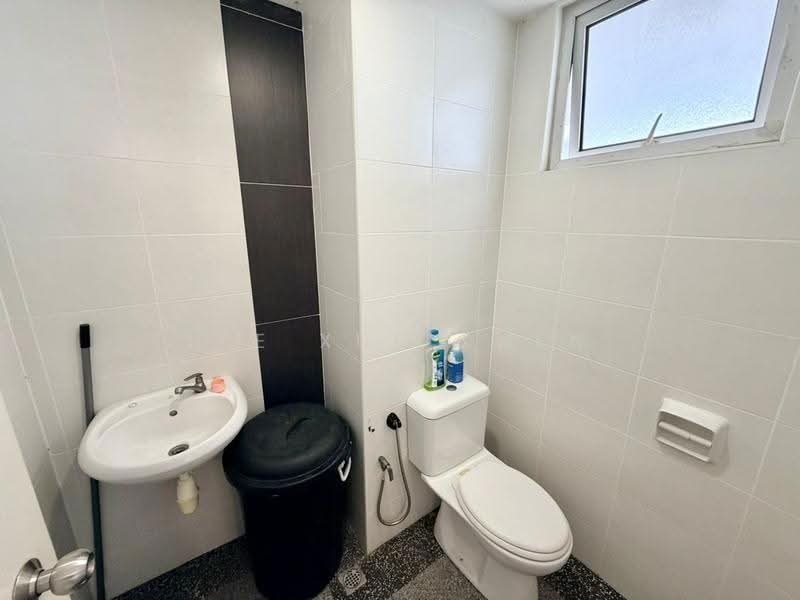 Condominium for Sale at Summer Place - Lee Xue Chen - Bathroom - PropertyGuru.com.my