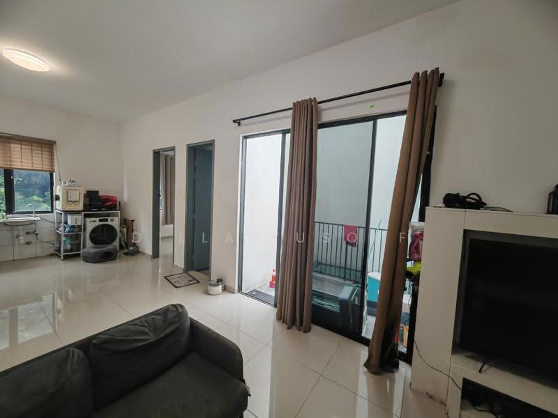 Rumah Bandar untuk Disewa di Kajang (Selangor) - DILLA YUSOFF - Living Room - PropertyGuru.com.my