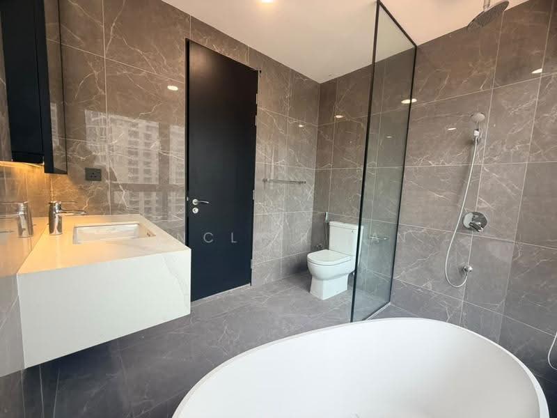 Service Residence for Rent at Skylon Residences - Sinclair Tan - Bathroom - PropertyGuru.com.my