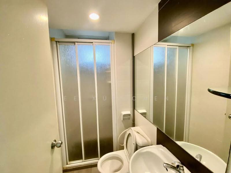 Condominium for Sale at Summer Place - Lee Xue Chen - Bathroom - PropertyGuru.com.my