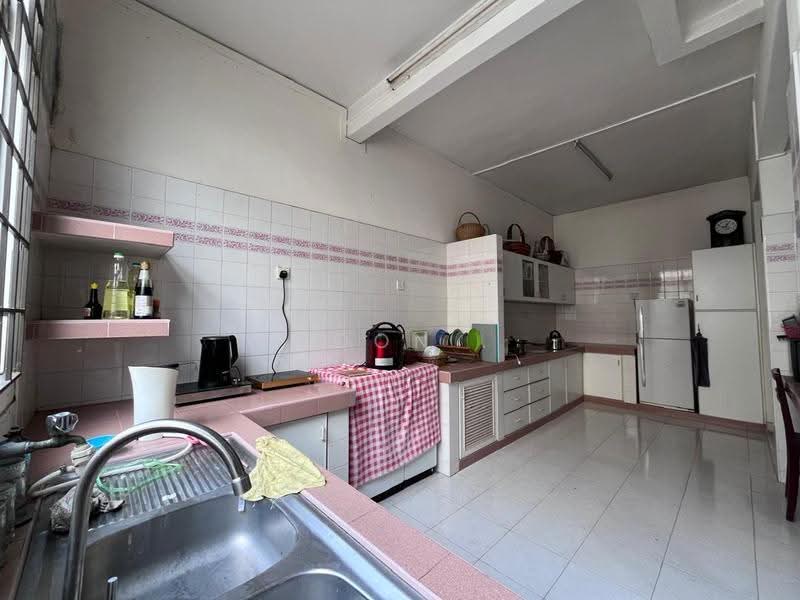 Rumah Teres 2-Tingkat untuk Dijual di Klebang (Melaka) - Woon . - Kitchen - PropertyGuru.com.my