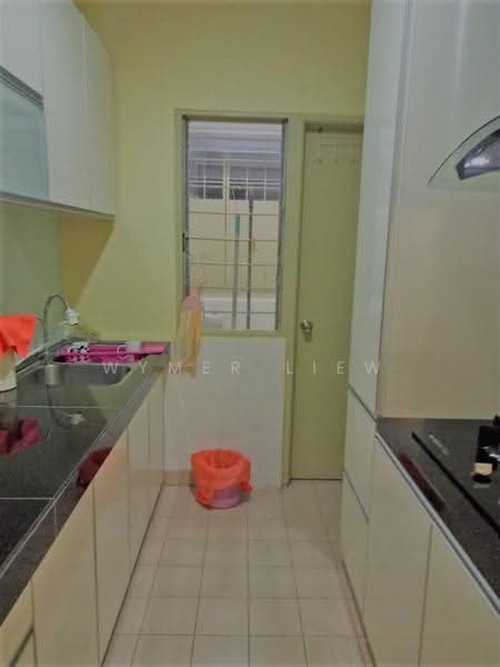 Condominium for Sale at Bayu Tasik 1 - Wymer Liew - Kitchen - PropertyGuru.com.my