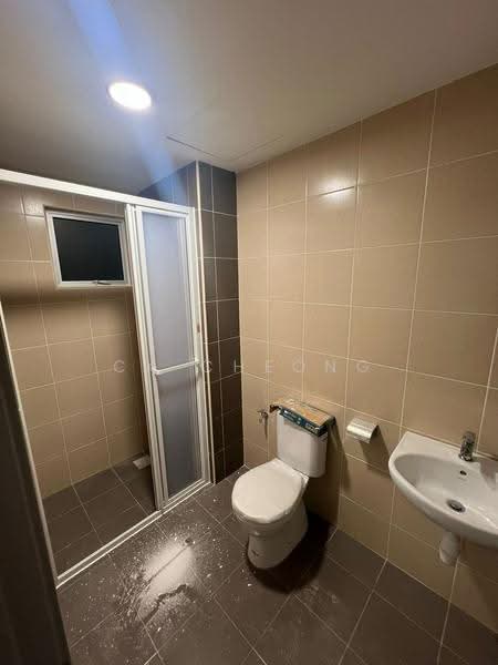 Service Residence for Sale at Serviced Residence @ Razak City Residences (RC Residences) - CK Cheong - Bathroom - PropertyGuru.com.my