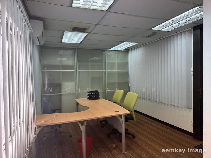Pejabat untuk Disewa di Taman Universiti Indah (Seri Kembangan) - Nicholas Yap - Study - PropertyGuru.com.my
