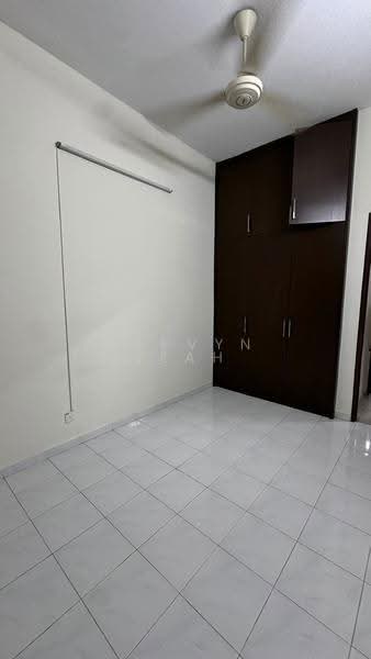 Rumah Flat untuk Dijual di Desa Selatan - Mervyn Seah - Bedroom - PropertyGuru.com.my