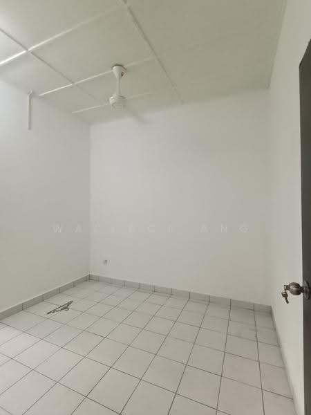 1.5-storey Terraced House for Sale in Taman Molek (Johor Bahru) - Wallace Ang - Interior - PropertyGuru.com.my
