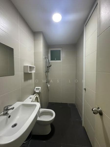 Kondominium untuk Disewa di The Regina - Thomas Loh - Bathroom - PropertyGuru.com.my