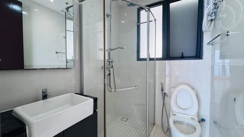 Condominium for Rent at Bay Laurel @ Country Garden Danga Bay - Glenn Twe - Bathroom - PropertyGuru.com.my