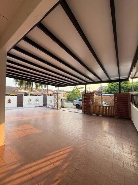 1-storey Terraced House for Sale in Taman Daya (Johor Bahru) - Wallace Ang - Exterior - PropertyGuru.com.my