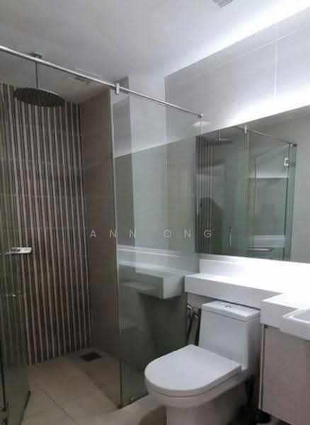 Service Residence for Sale at Suasana Bukit Ceylon / Raja Chulan Residences - Ann Ong - Bathroom - PropertyGuru.com.my