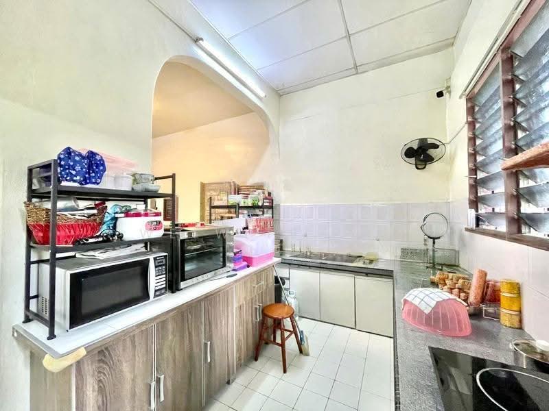 Rumah Berkembar untuk Dijual di Pantai Jerejak (Bayan Lepas) - Welwits Sim - Kitchen - PropertyGuru.com.my