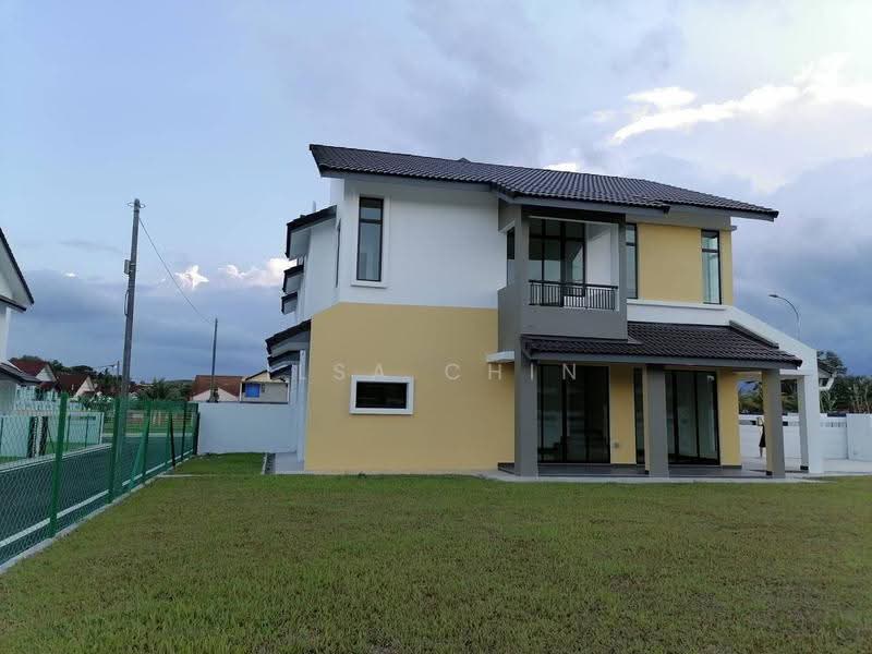 2-storey Terraced House for Sale in Bandar Tiram (Ulu Tiram) - ILSA CHIN - Exterior - PropertyGuru.com.my