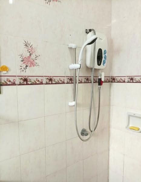 Apartment for Rent at Jalil Damai Apartments - NH Kee - Bathroom - PropertyGuru.com.my
