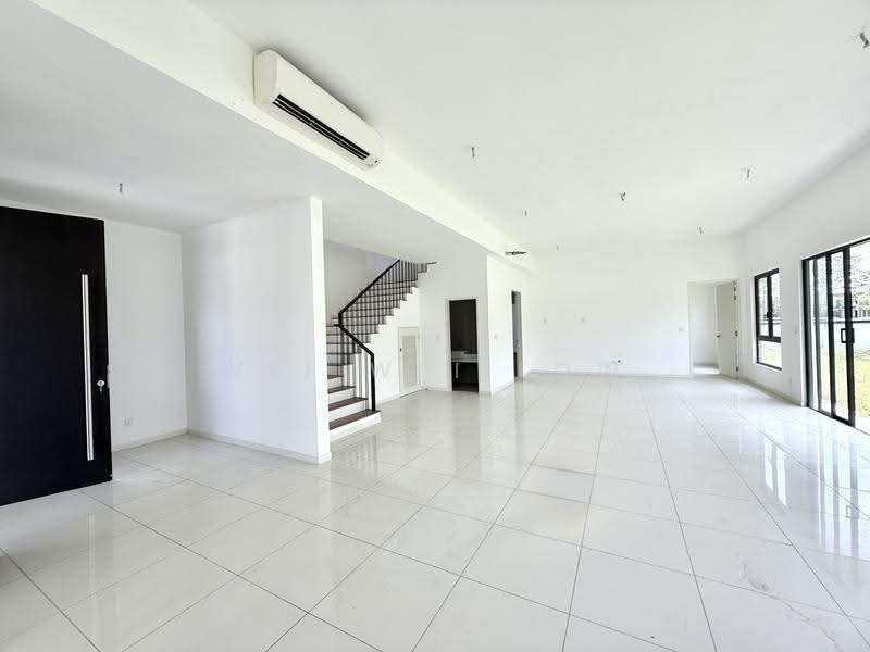 Rumah Berkembar untuk Dijual di Telok Panglima Garang (Selangor) - Wei Wei Low - PropertyGuru.com.my