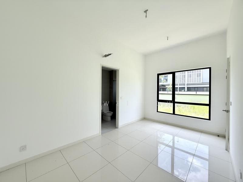 Rumah Berkembar untuk Dijual di Telok Panglima Garang (Selangor) - Wei Wei Low - PropertyGuru.com.my