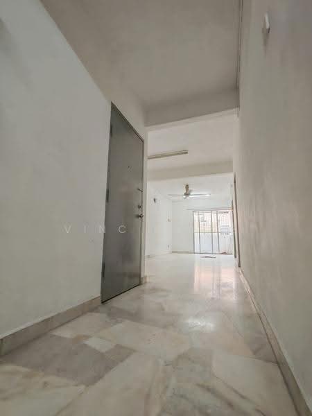 Apartment for Sale at Kota Laksamana Utama - Vinc Pheng - Corridor - PropertyGuru.com.my