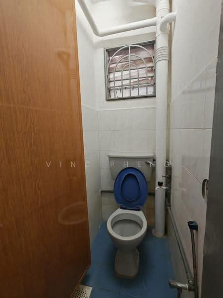 Apartment for Sale at Kota Laksamana Utama - Vinc Pheng - Bathroom - PropertyGuru.com.my