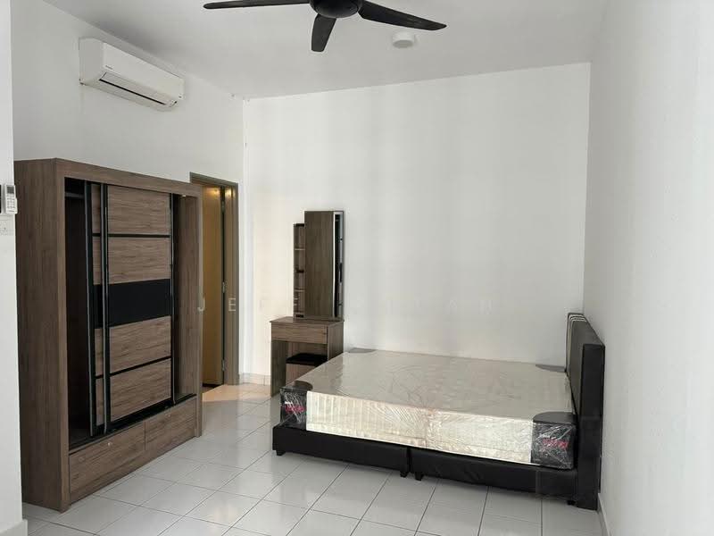 Apartment for Rent at Residensi Kajang Utama - Jeff Cheah - Bedroom - PropertyGuru.com.my