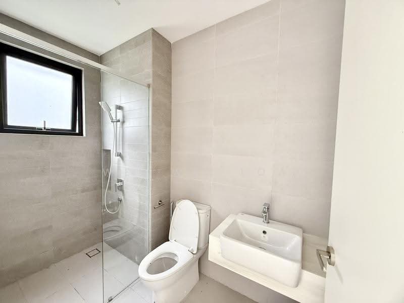 Rumah Berkembar untuk Dijual di Telok Panglima Garang (Selangor) - Wei Wei Low - PropertyGuru.com.my