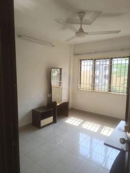 Rumah Flat untuk Disewa di Sri Cempaka - James Lai - Bedroom - PropertyGuru.com.my