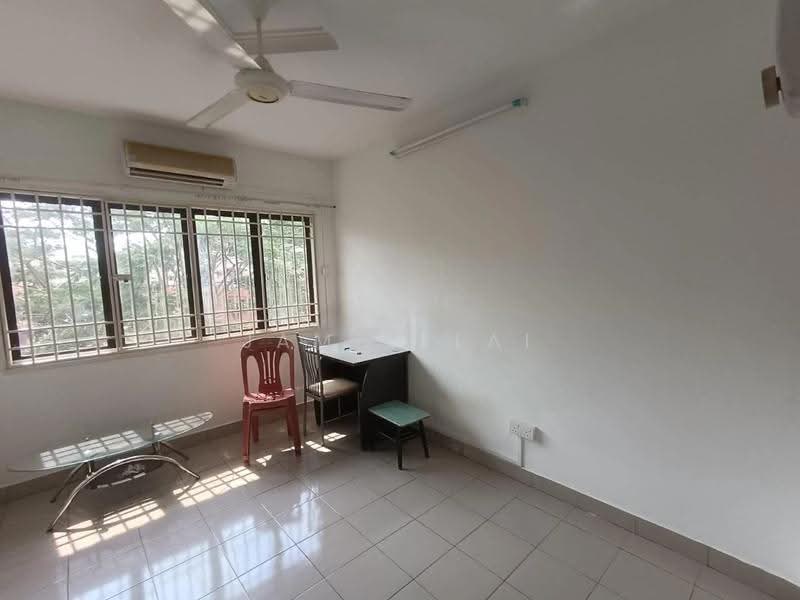 Rumah Flat untuk Disewa di Sri Cempaka - James Lai - Living Room - PropertyGuru.com.my