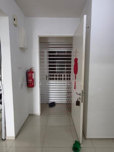 Service Residence for Sale at Gravit8, Klang - Ethan Chong - Entrance - PropertyGuru.com.my
