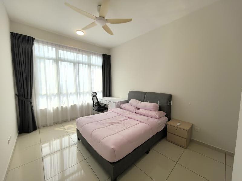 Service Residence for Sale at Parkland Residence - Vincent Teh - Bedroom - PropertyGuru.com.my