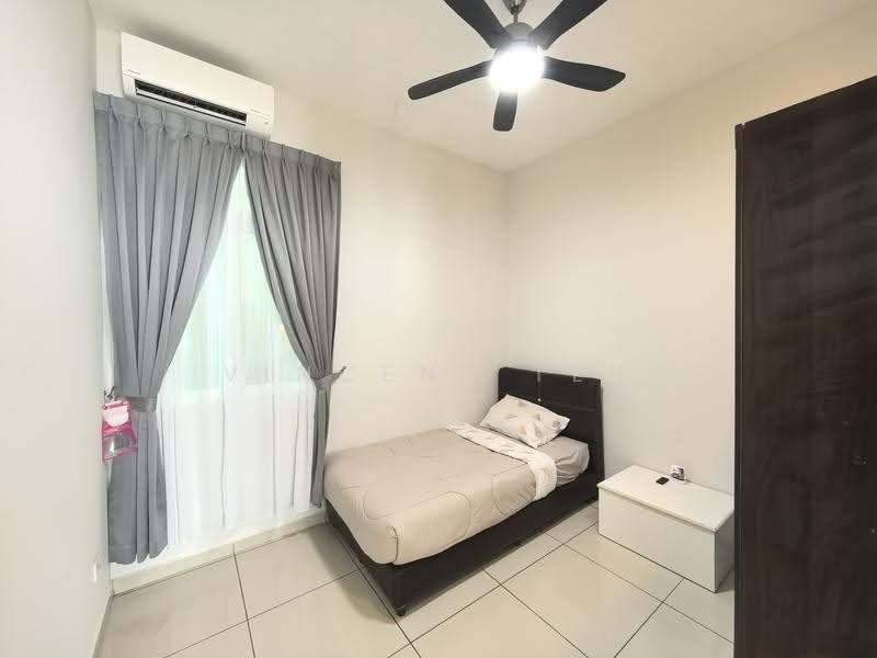 Service Residence for Sale at Parkland Residence - Vincent Teh - Bedroom - PropertyGuru.com.my