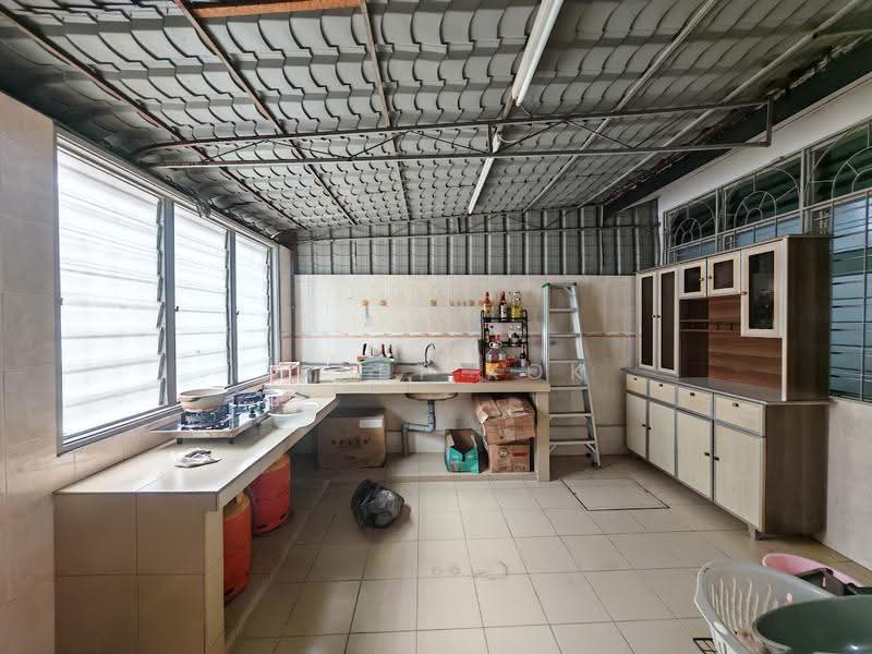 2-storey Terraced House for Sale in Taman Bukit Maluri (Kepong) - jaret kok - Kitchen - PropertyGuru.com.my