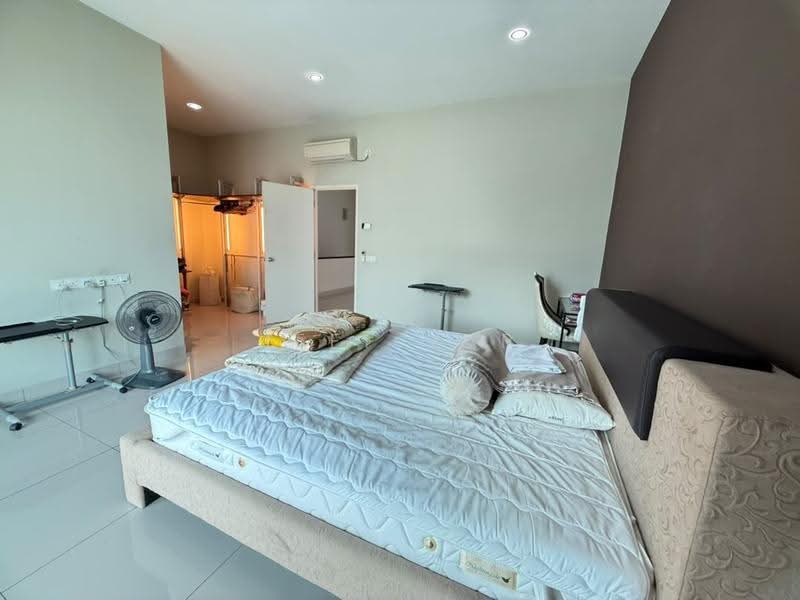Cluster House for Sale in Taman Nusa Bestari (Iskandar Puteri (Nusajaya)) - Jeff Yap - Bedroom - PropertyGuru.com.my