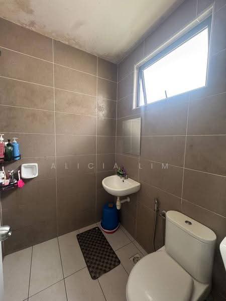 Rumah Teres 2-Tingkat untuk Dijual di Taman Dato Onn (Johor Bahru) - Alicia Lim - PropertyGuru.com.my
