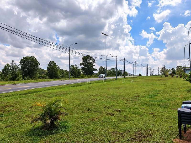 Kedai / Pejabat untuk Dijual di Bandar Layangkasa (Pasir Gudang) - Anson Chua - Exterior - PropertyGuru.com.my