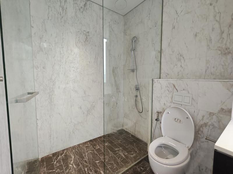 Kediaman Servis untuk Disewa di SO Sofitel Kuala Lumpur Residences - Sharoan Sor - Bathroom - PropertyGuru.com.my