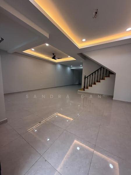 2-storey Terraced House for Sale in Taman Puteri Wangsa (Ulu Tiram) - Sandra Gan - Living Room - PropertyGuru.com.my