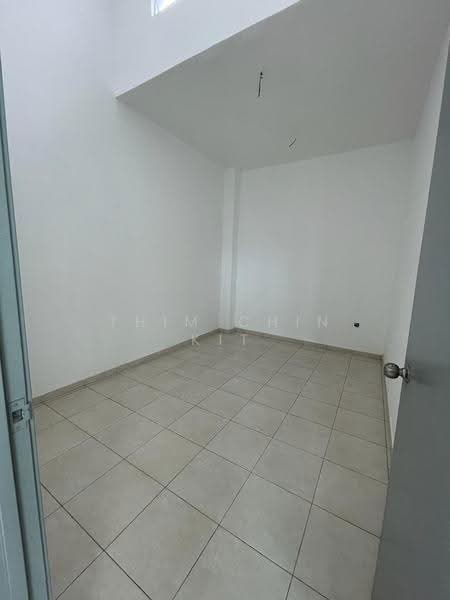 Semi-Detached House for Sale in Kampung Pandan 1 (Kuantan) - Thim Chin Kit - Interior - PropertyGuru.com.my