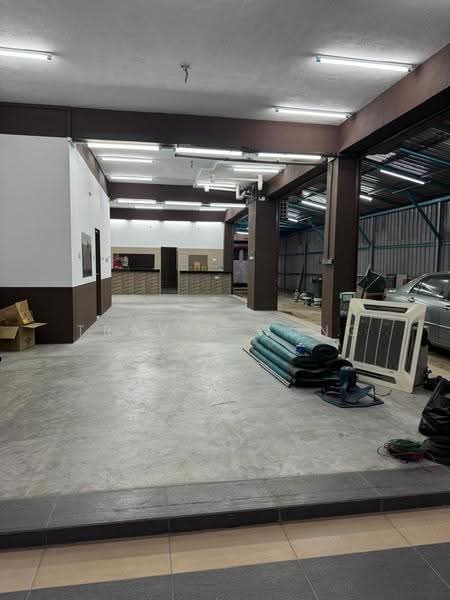 Kedai / Pejabat untuk Dijual di Jinjang Utara (Jinjang) - Travis Wong - Interior - PropertyGuru.com.my