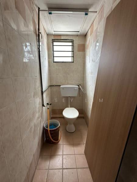 Kedai untuk Disewa di Klang (Selangor) - Cassey Lim - Bathroom - PropertyGuru.com.my