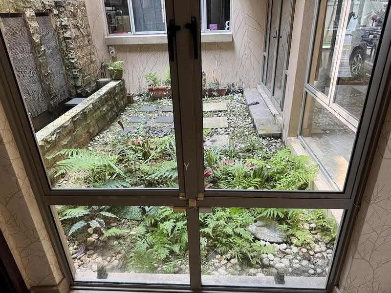 Semi-Detached House for Sale in Sri Hartamas (Kuala Lumpur) - Jeffrey Cheah - Garden - PropertyGuru.com.my